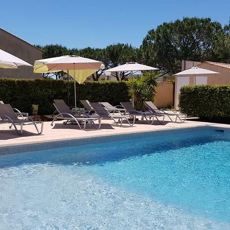 Hôtel Le Galoubet Villeneuve-Loubet Buitenkant foto