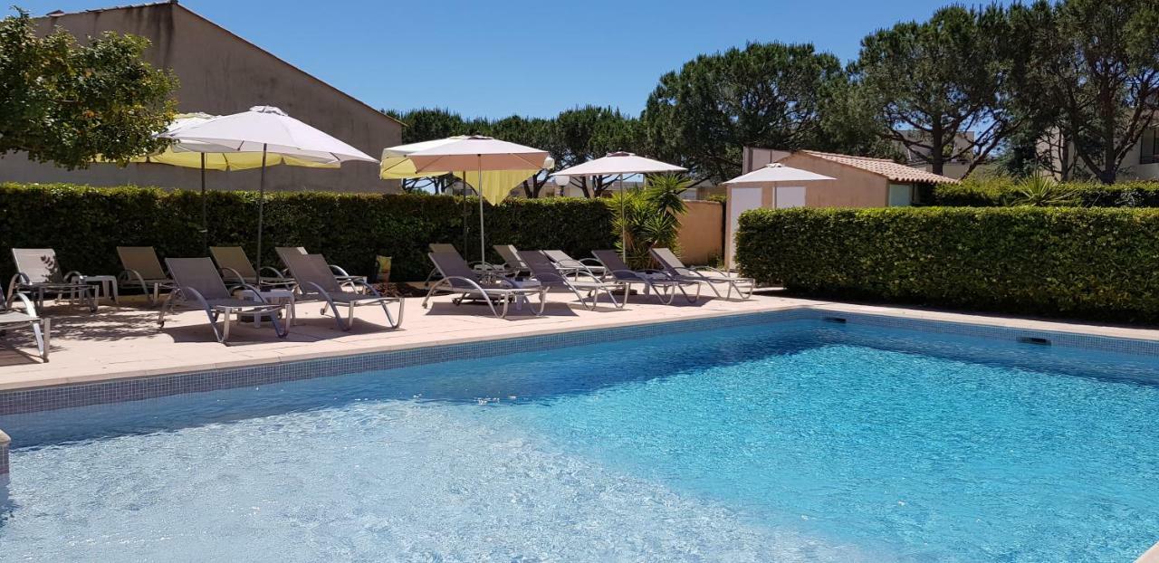 Hôtel Le Galoubet Villeneuve-Loubet Buitenkant foto