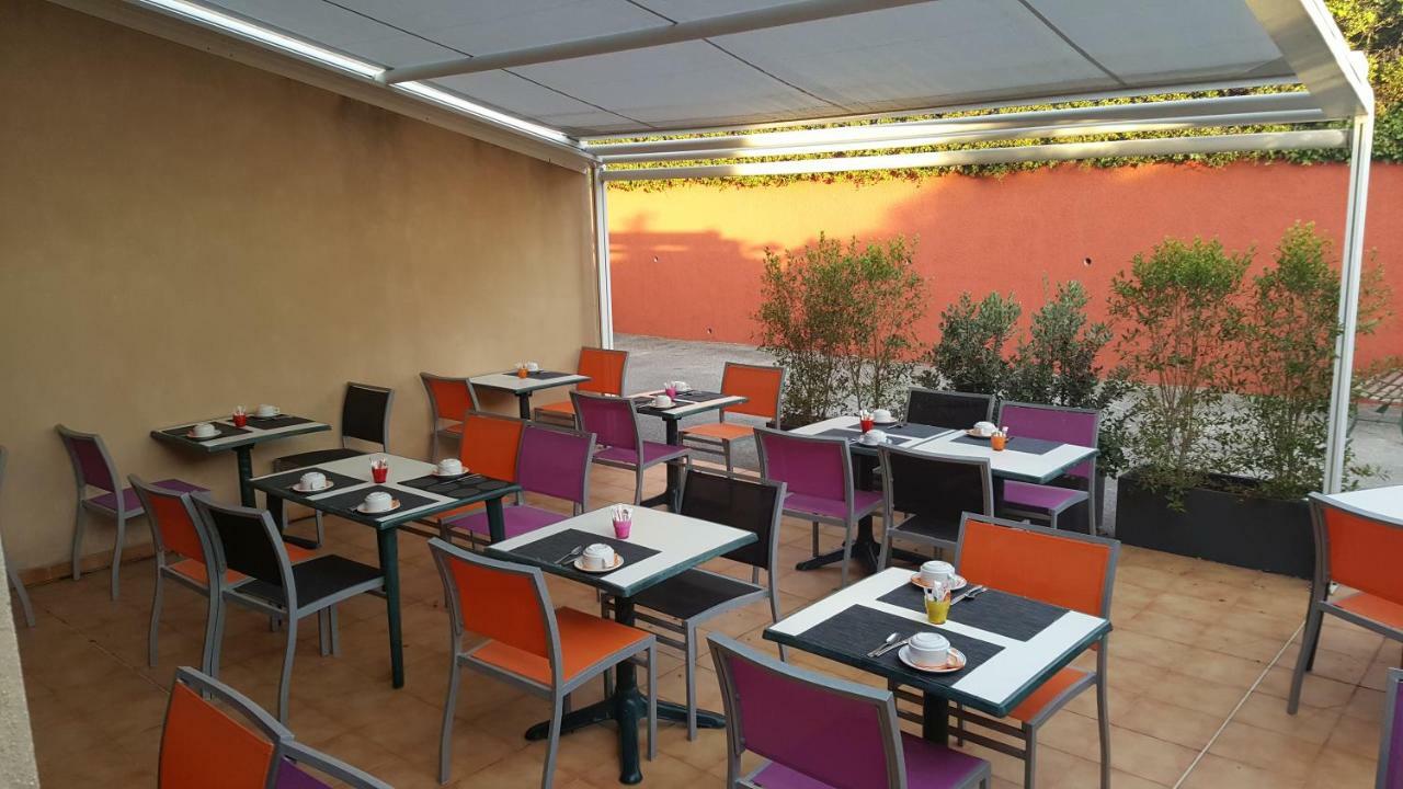 Hôtel Le Galoubet Villeneuve-Loubet Buitenkant foto